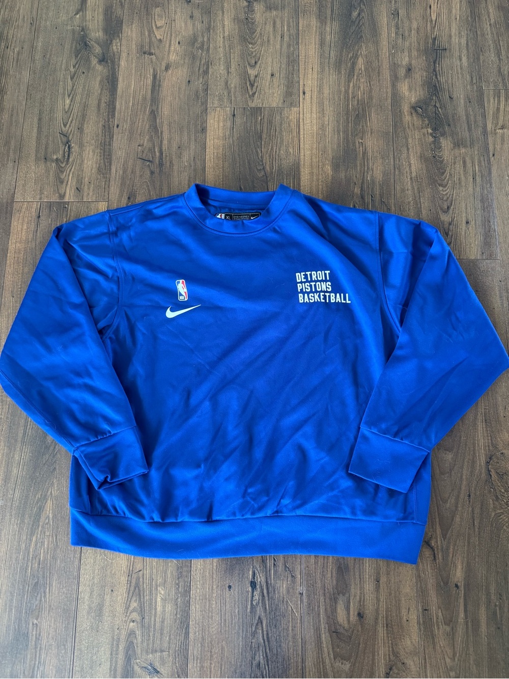 Nike Engineered Detroit Pistons Team Issued Warm Up Sweatshirt NBA Men’s Size XL